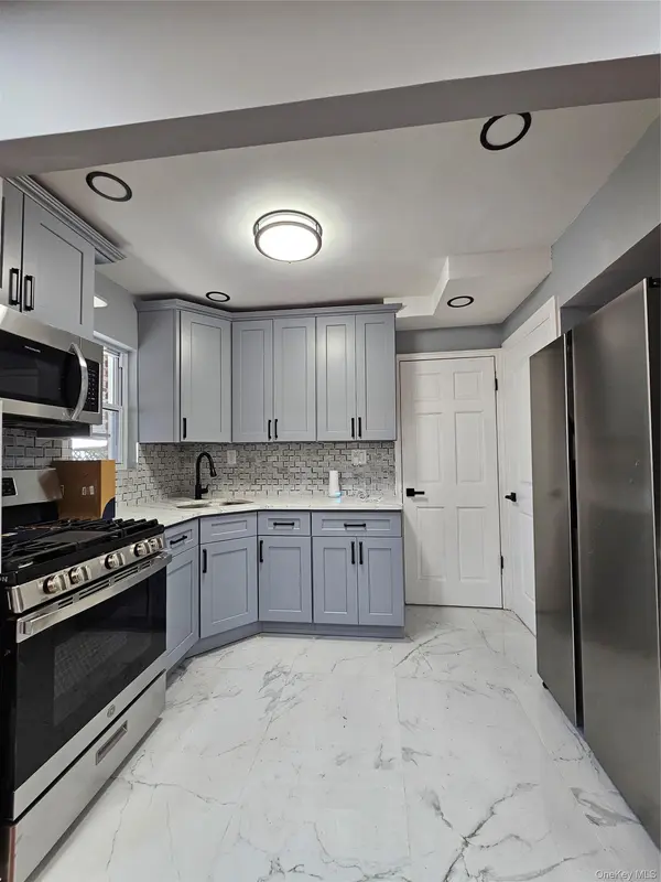 16543 144th TER, Springfield Gardens, NY 11434