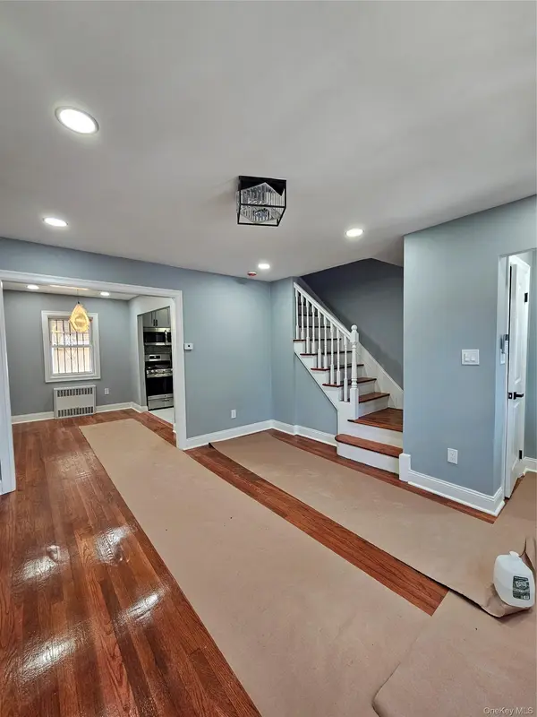 16543 144th TER, Springfield Gardens, NY 11434