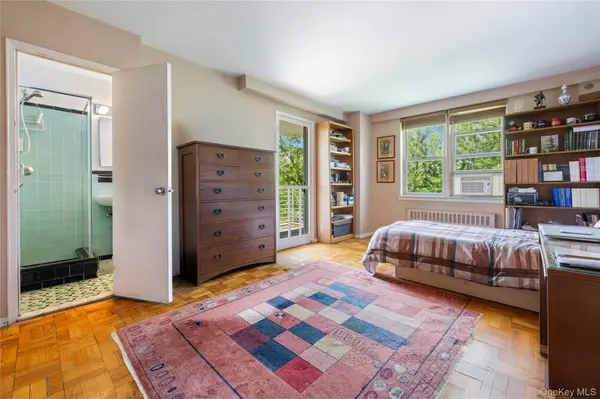 3135 Johnson AVE #11C, Bronx, NY 10463