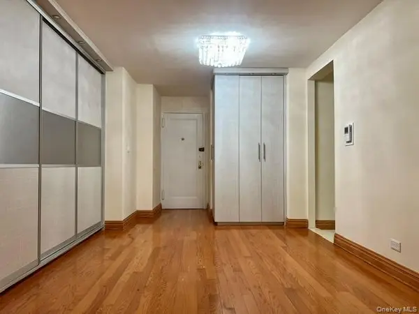 105-25 64th Ave #1H, Forest Hills, NY 11375