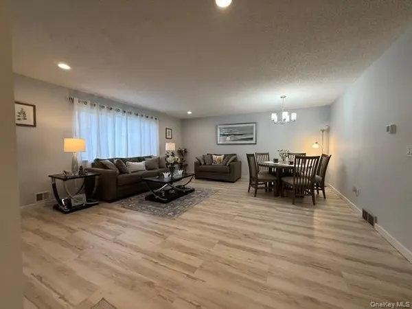 4205 Fox LN, Poughkeepsie, NY 12603