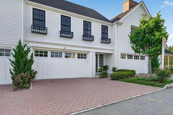 23 Honeysuckle LN, Rye Brook, NY 10573