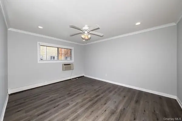 94 friendly CT #FC94, Babylon, NY 11704