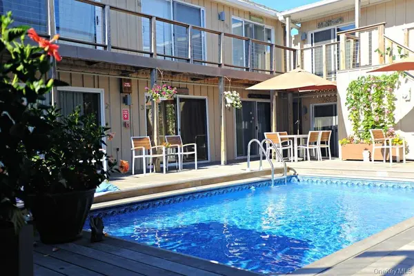 179A Ocean WALK #6, Cherry Grove, NY 11782