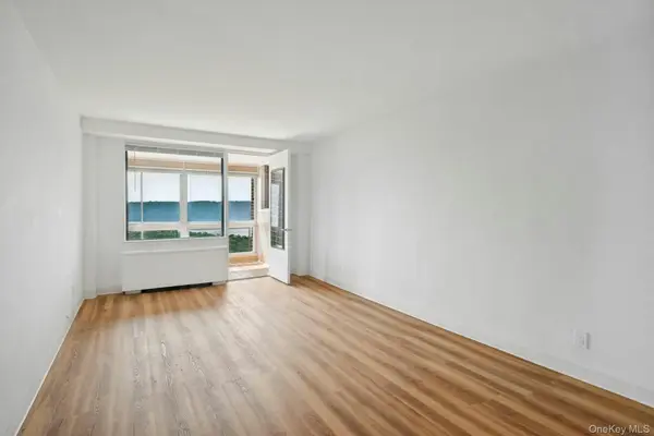 4705 Henry Hudson Parkway #15C, Bronx, NY 10471
