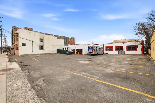 29 & 21-23 Broadway, Lynbrook, NY 11563