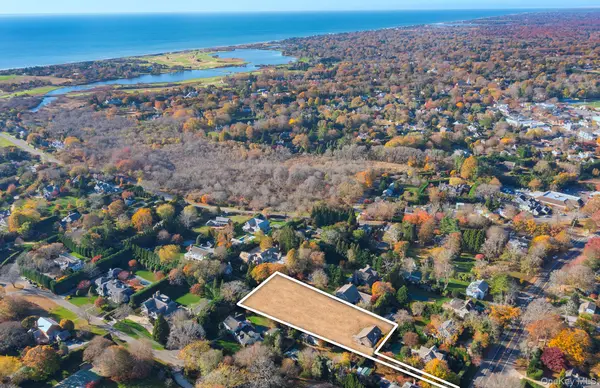 88 Pantigo RD, East Hampton, NY 11937