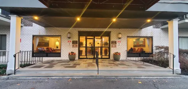 160 academy ST #8C, Poughkeepsie, NY 12601