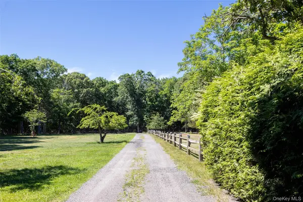 300 Terry PATH, Mattituck, NY 11952