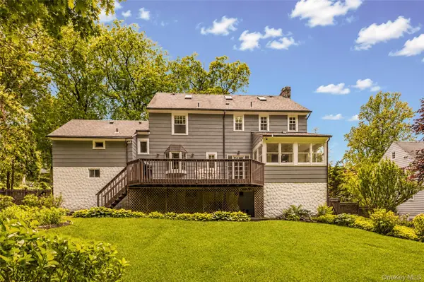 190 Douglas PL, Mount Vernon, NY 10552