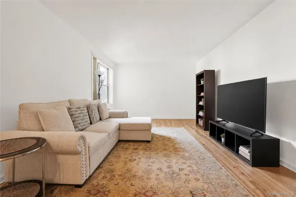 26-21 Union ST #3B, Flushing, NY 11354