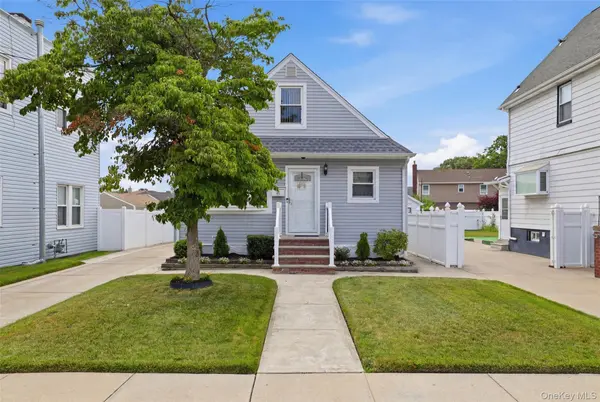 64 Lehrer AVE, Elmont, NY 11003