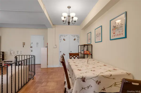 98-25 64th RD #6F, Rego Park, NY 11374