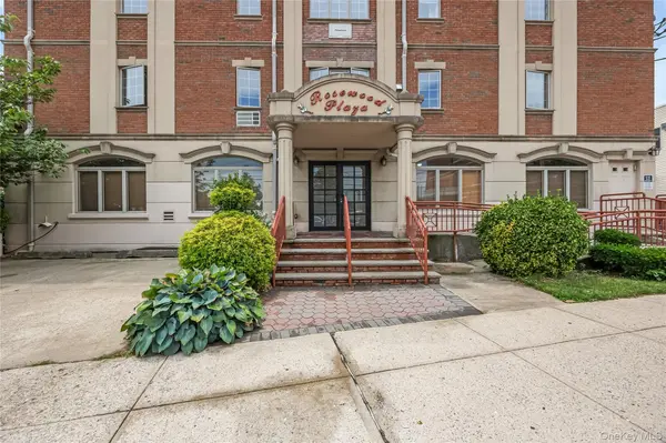 66-06 70th ST #R5, Middle Village, NY 11379