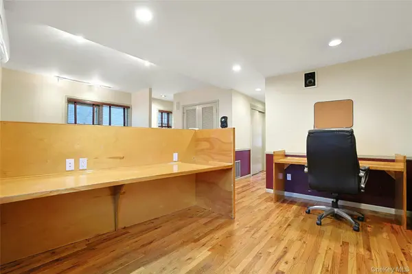 101 Main ST, Tappan, NY 10983