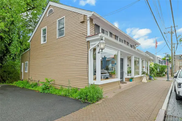 101 Main ST, Tappan, NY 10983