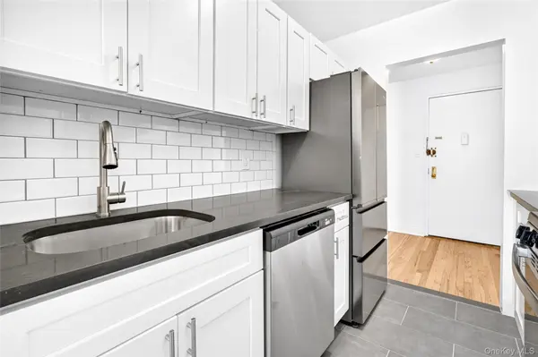 3201 Grand Concourse #6M, Bronx, NY 10468