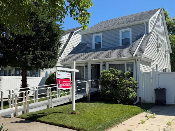 93-27 215th PL, Queens Village, NY 11428