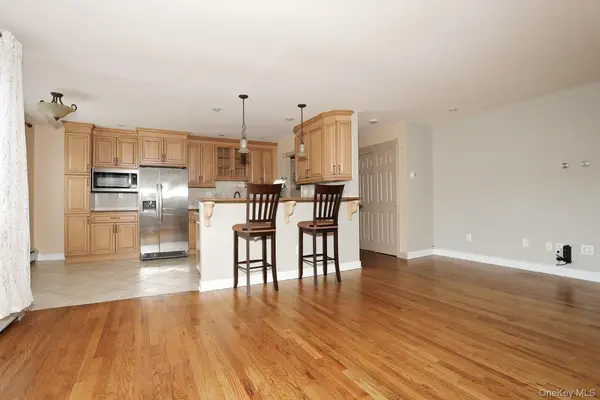 231 N Middletown RD #H, Pearl River, NY 10965