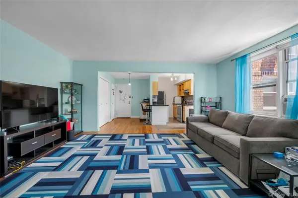 64-35 Yellowstone BLVD #5N, Forest Hills, NY 11375