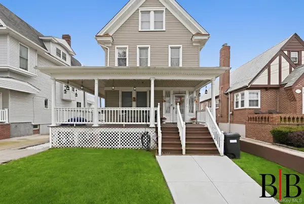 533 Beach 130th ST, Belle Harbor, NY 11694