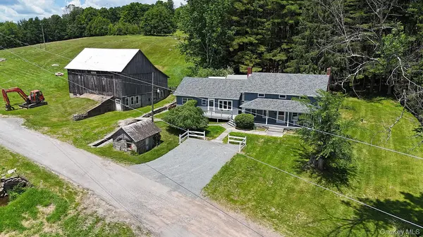 180 Henderson RD, Hankins, NY 12741