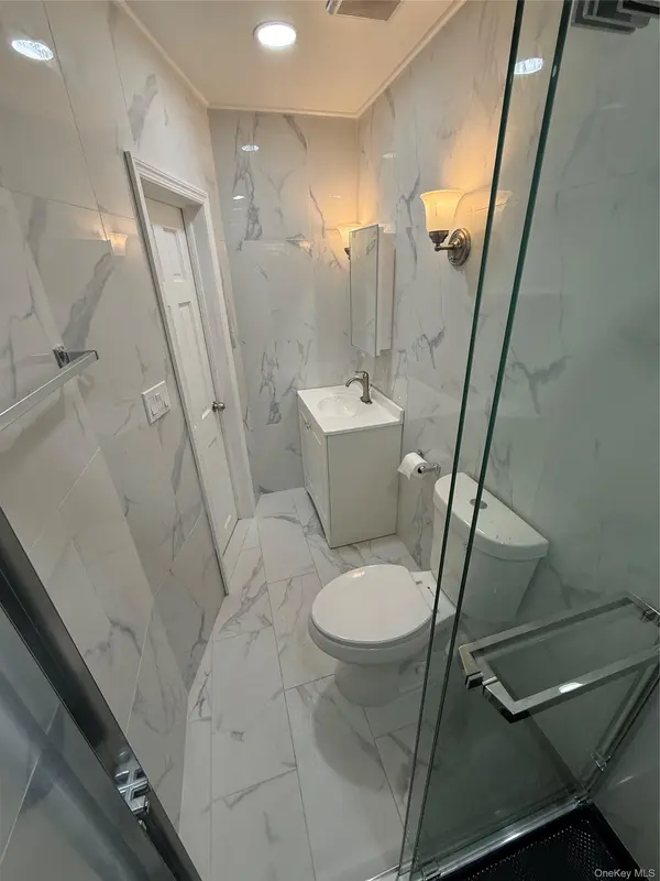 597 E 4th ST #1st Floor, Brooklyn, NY 11218