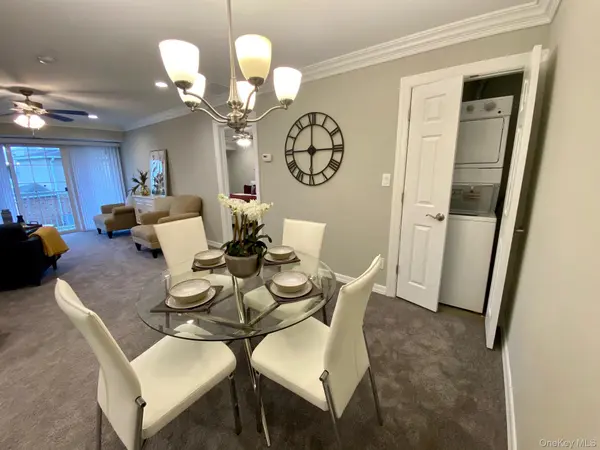 165 Westwood DR #180, Westbury, NY 11590