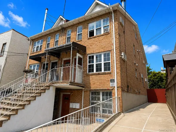 64-32 Perry AVE, Maspeth, NY 11378