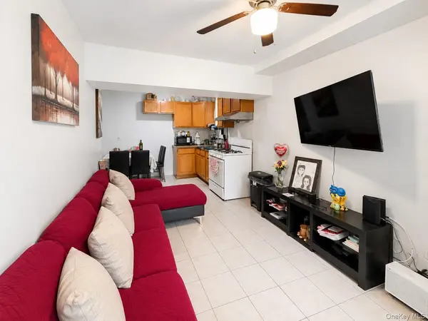 64-32 Perry AVE, Maspeth, NY 11378