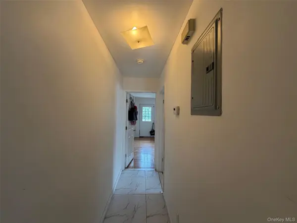 64-32 Perry AVE, Maspeth, NY 11378