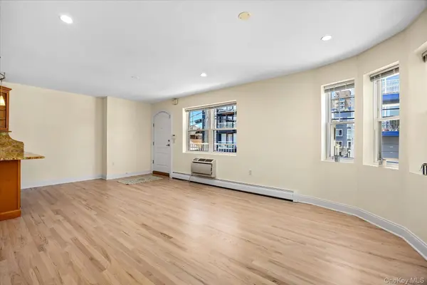 188 Beach 101st ST #1B, Rockaway Park, NY 11694