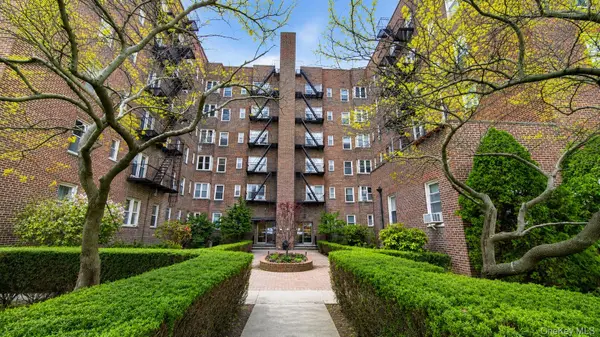 84-49 168th ST #2V, Jamaica Hills, NY 11432