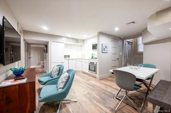 47 E Penn ST #Lower, Long Beach, NY 11561