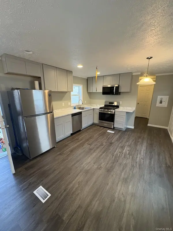 701 Sawkill RD #14, Kingston, NY 12401
