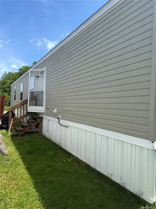 701 Sawkill RD #14, Kingston, NY 12401