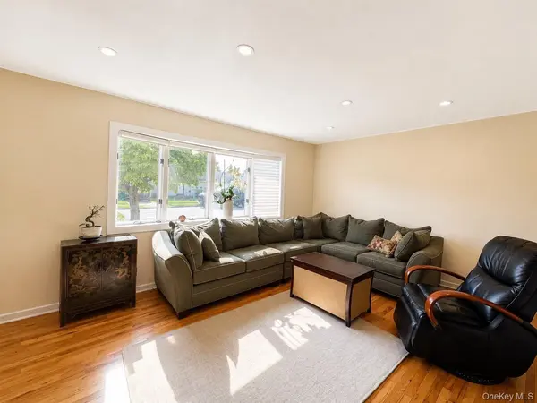 183 Lee AVE, Hicksville, NY 11801