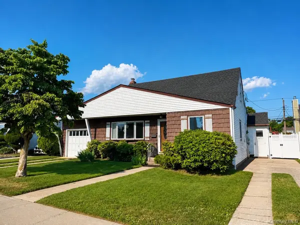 183 Lee AVE, Hicksville, NY 11801