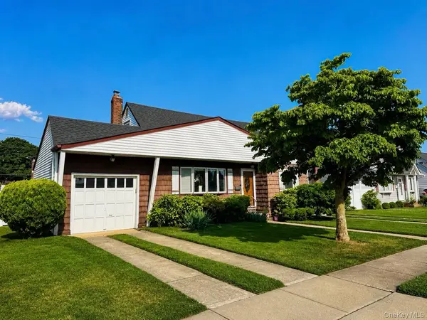 183 Lee AVE, Hicksville, NY 11801