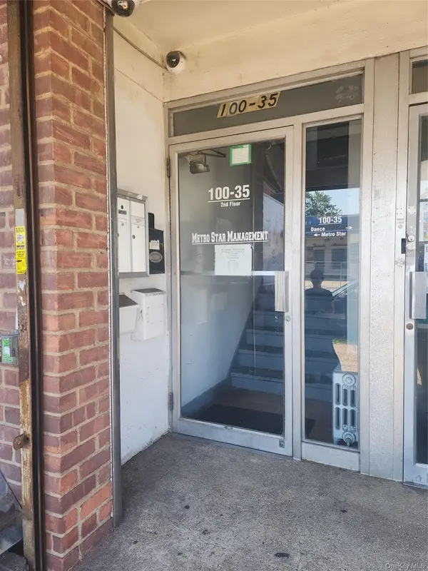 100-35 Metropolitan AVE #2A, Forest Hills, NY 11375