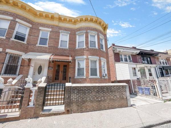452 Lincoln AVE #HSE, Brooklyn, NY 11208