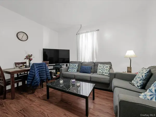 452 Lincoln AVE #HSE, Brooklyn, NY 11208