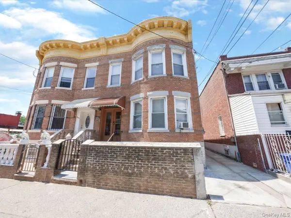 452 Lincoln AVE #HSE, Brooklyn, NY 11208