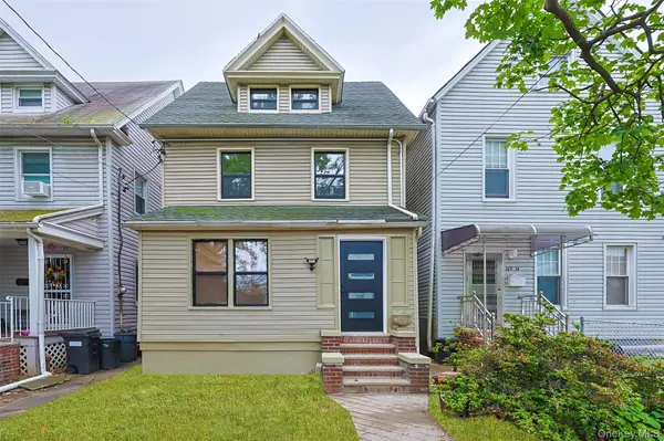 14936 Ash AVE, Flushing, NY 11355