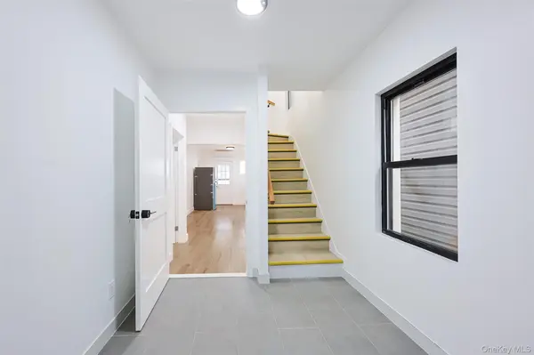 14936 Ash AVE, Flushing, NY 11355