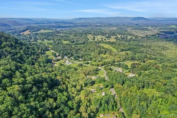 Old Pawling RD, Dover Plains, NY 12564