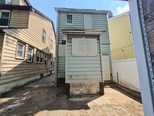 11140 148th ST, Jamaica, NY 11435