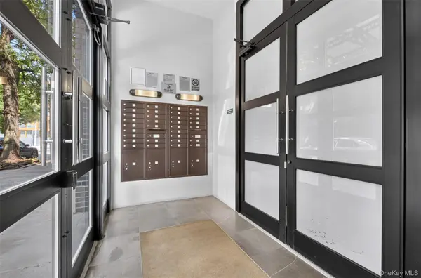 100 Engert AVE #5C, Brooklyn, NY 11222