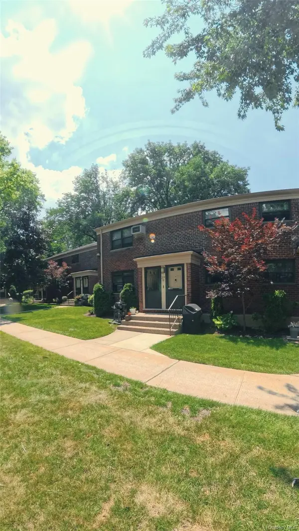 219-58 75th AVE #232AI, Oakland Gardens, NY 11364
