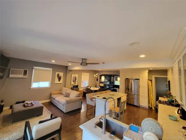 152 Norfeld BLVD, Elmont, NY 11003